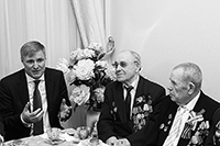 С.Л. Луговской с ветеранами